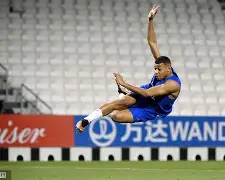 开云vip注册地址-姆巴佩焦点对战，TheShy与30激战TL分钟，晋级下一阶段胜负难料！-开云vip注册地址